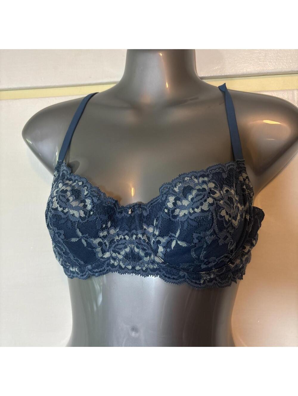 Montelle Lace Bra Underwire Natural Cups 32D